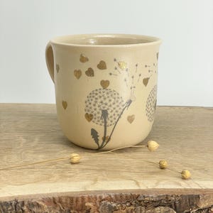 Dandelion mug, Pottery dandelion cup, botanical pottery cup, meadow flower mug, Wildflower cup