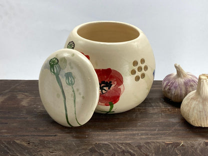 Kitchen storage keeper, tea keeper, Garlic holder, onion storage, Garlic jar, pottery garlic keeper