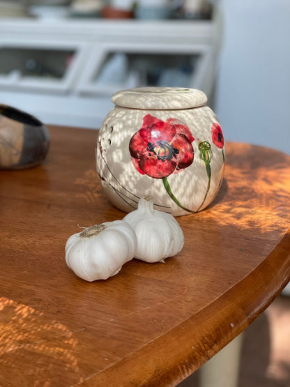 Kitchen storage keeper, tea keeper, Garlic holder, onion storage, Garlic jar, pottery garlic keeper