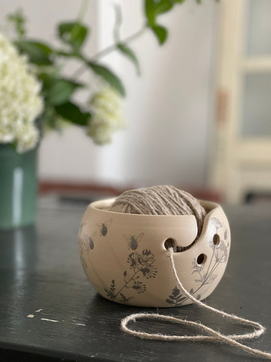 Pottery yarn bowl, pottery knitting bowl, ceramic yarn bowl, flower yarn bowl