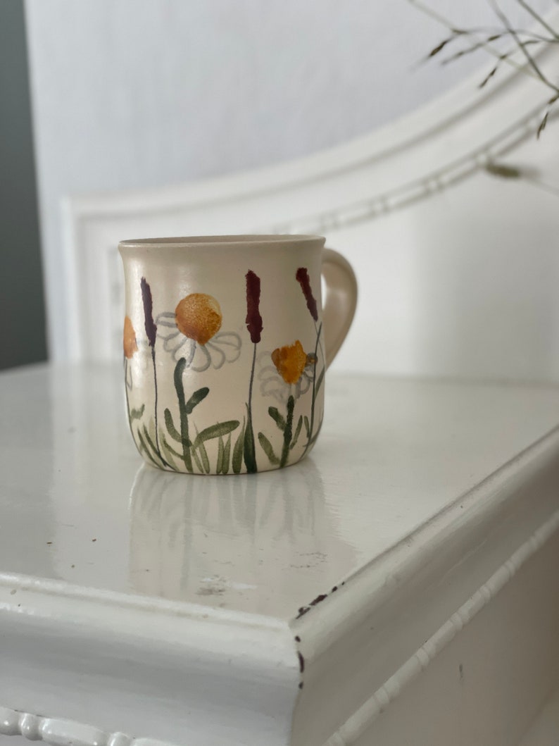 Dandelion mug, dandelion cup, botanical pottery cup, meadow flower mug, Wildflower cup