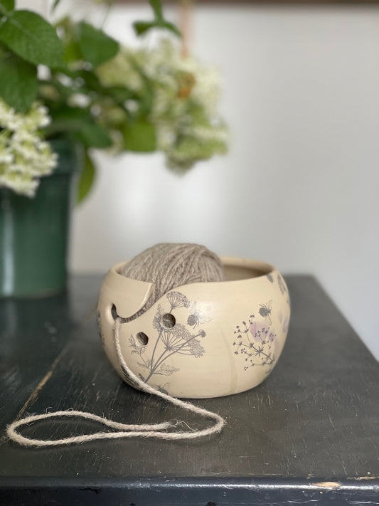 Pottery yarn bowl, pottery knitting bowl, ceramic yarn bowl, flower yarn bowl