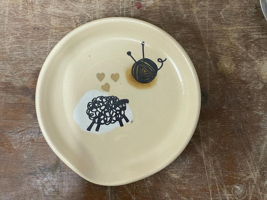 Knitting, yarn, Spoon Rest, Spoon Holder, spoon plate, soap holder, funny, sheep