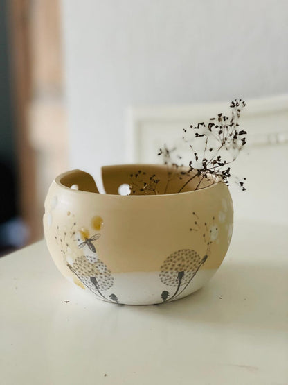 Dandelion yarn bowl, dandelion knitting bowl, ceramic yarn bowl, flower yarn bowl