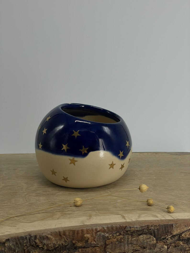 Salt pot, Salt Pig Salt keeper, ceramic cellar, golden stars