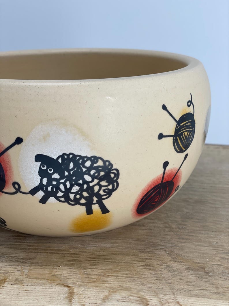 Ceramic Knitting Bowl, sheep Yarn Bowl, Yarn bowl, funny yarn bowl, knitting lovers