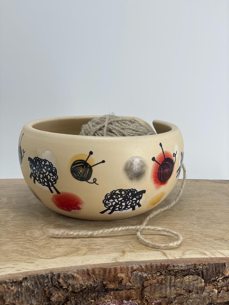 Ceramic Knitting Bowl, sheep Yarn Bowl, Yarn bowl, funny yarn bowl, knitting lovers