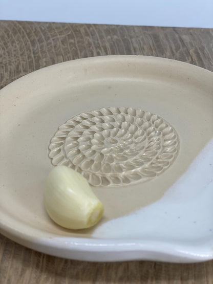 Garlic grater, Spoon Rest, Spoon Holder, spoon plate,