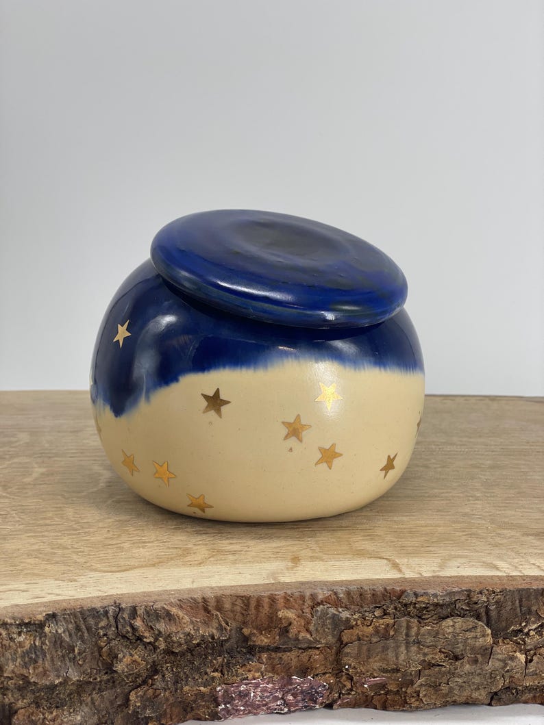 Garlic pot, salt pot, pottery, golden stars, blue night sky