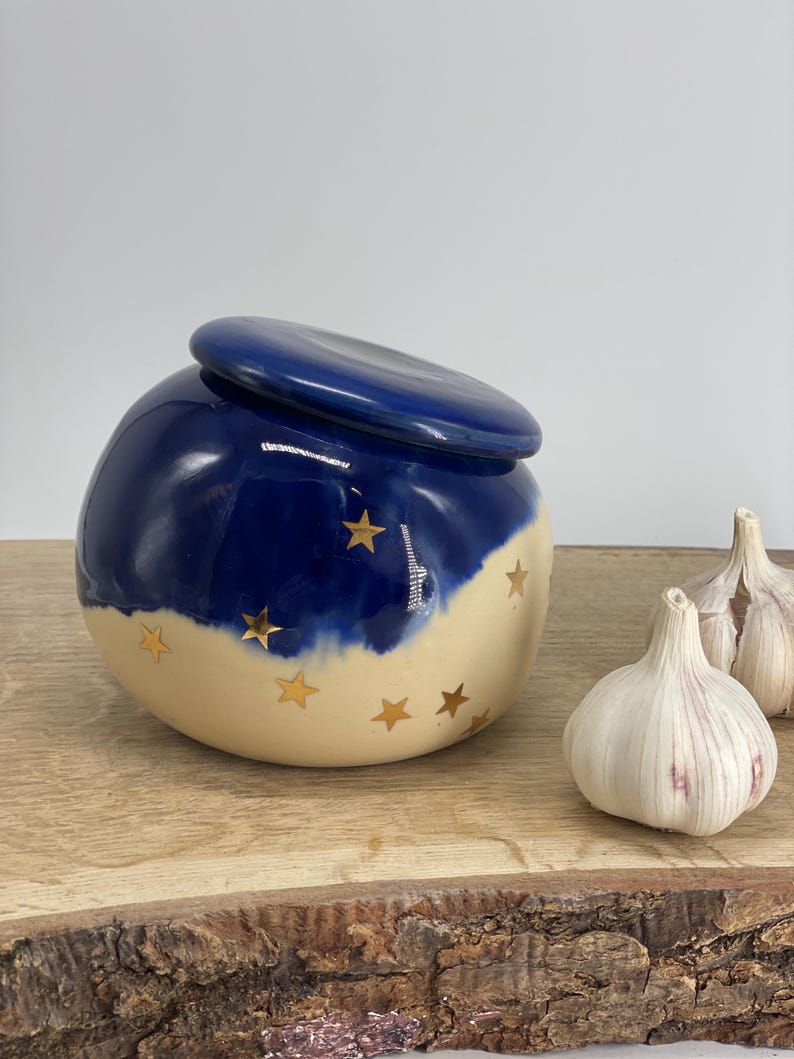 Garlic pot, salt pot, pottery, golden stars, blue night sky
