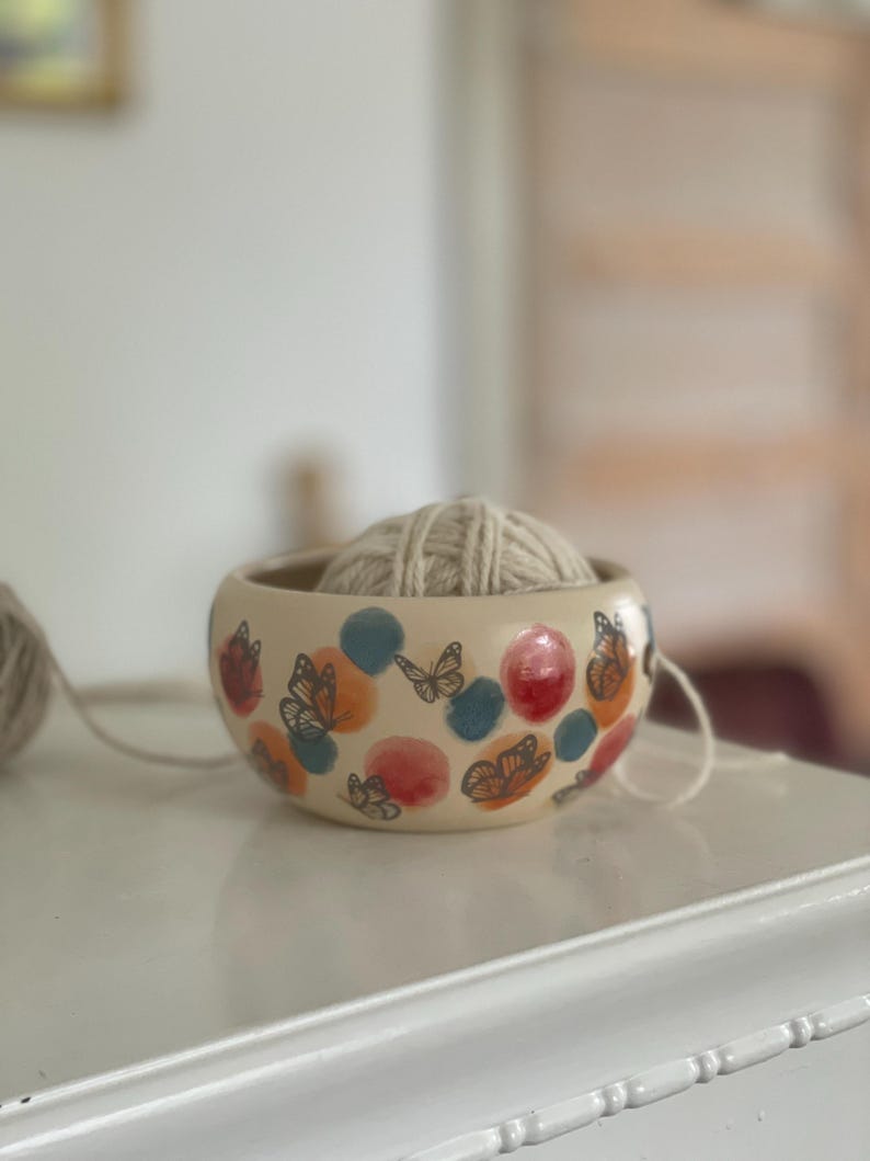 Colourful Knitting Bowl, butterfly Yarn Bowl, Yarn bowl, funny yarn bowl, knitting lovers