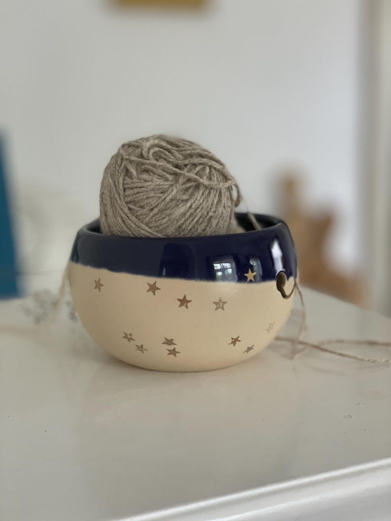 Pottery yarn bowl, pottery knitting bowl, ceramic yarn bowl, star blue night