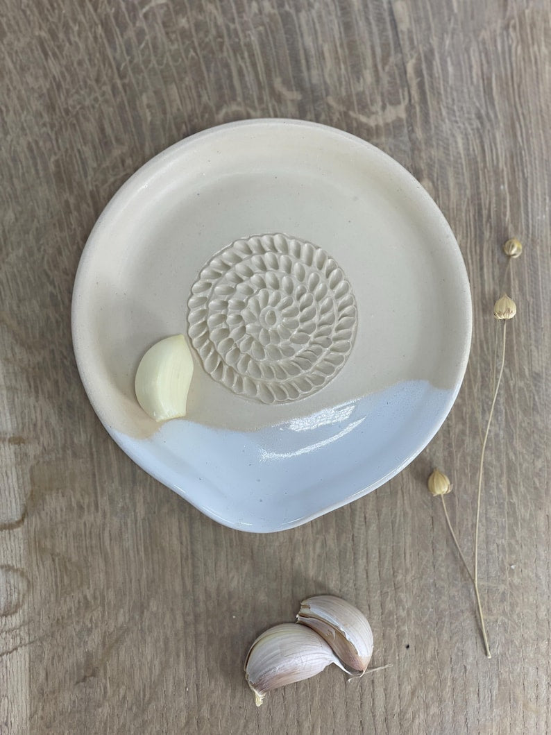 Garlic grater, Spoon Rest, Spoon Holder, spoon plate,