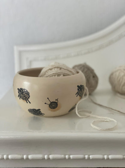 Black sheep Yarn Bowl, Yarn bowl, funny yarn bowl, knitting lovers