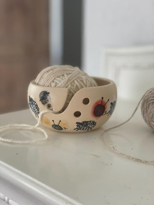 Ceramic Knitting Bowl, sheep Yarn Bowl, Yarn bowl, funny yarn bowl, knitting lovers