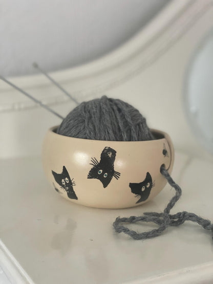 Ceramic Knitting Bowl, cat Yarn Bowl, Yarn bowl, funny yarn bowl, cat lovers