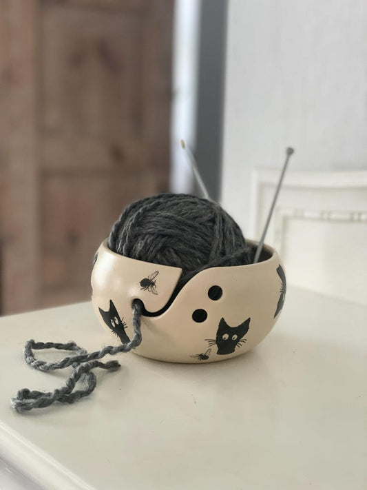 Ceramic Knitting Bowl, cat Yarn Bowl, Yarn bowl, funny yarn bowl, cat lovers