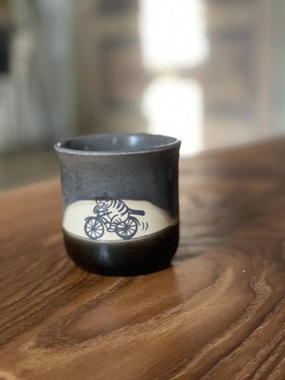 Cat mug, bicycle mug, cycling cat, bike fun, funny mug, cat lovers, gray black cup